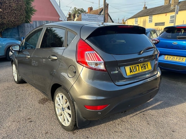 Used Ford Fiesta 2017 for sale - 76216764: Photo 6