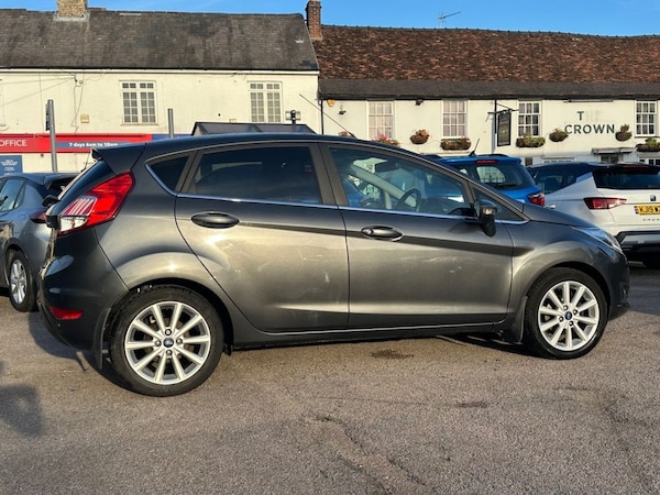 Used Ford Fiesta 2017 for sale - 76216764: Photo 9