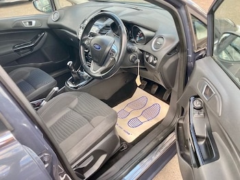 Used Ford Fiesta 2013 for sale - 79562283: Photo