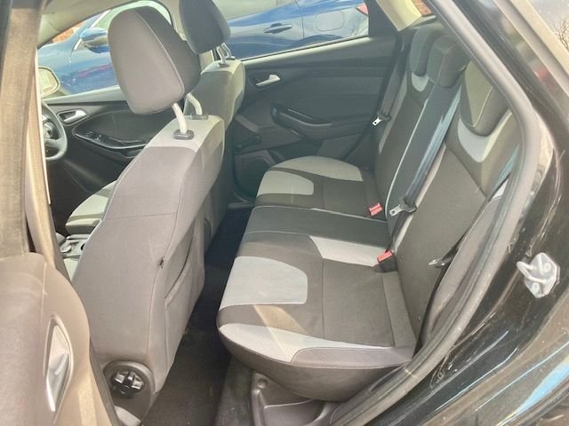 Used Ford Focus 2012 for sale - 76597716: Photo 9