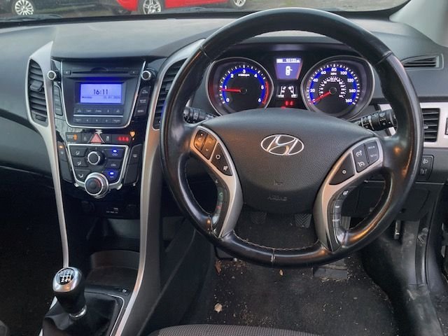 Used Hyundai i30 2017 for sale - 77171709: Photo 9