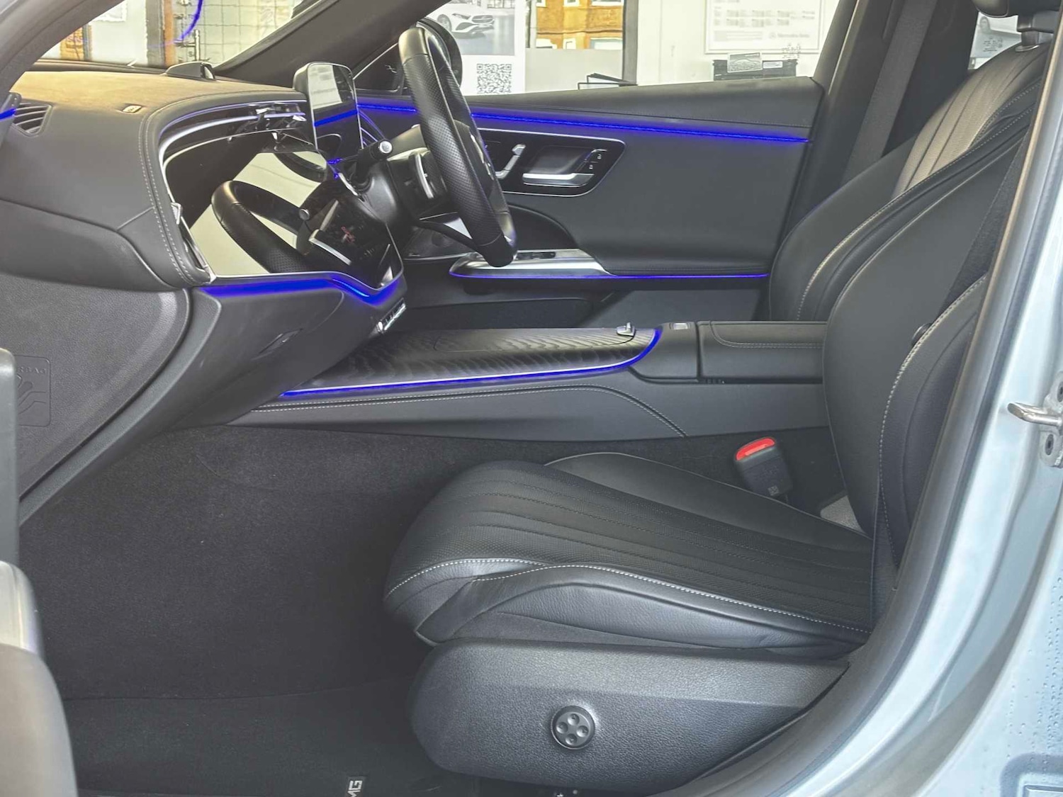 Used Mercedes-Benz E Class 2024 for sale - 77648975: Photo 30