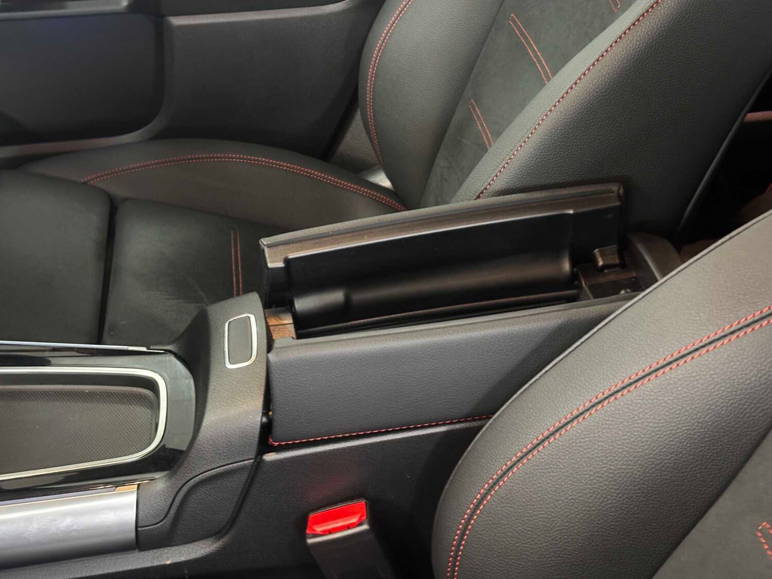 Used Mercedes-Benz GLA for sale - 77661070: Photo 24