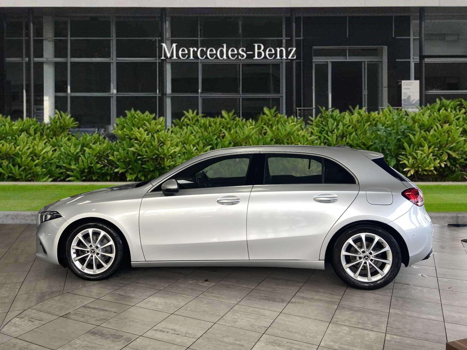 Used Mercedes-Benz A-Class 2020 for sale - 76373631: Photo 4