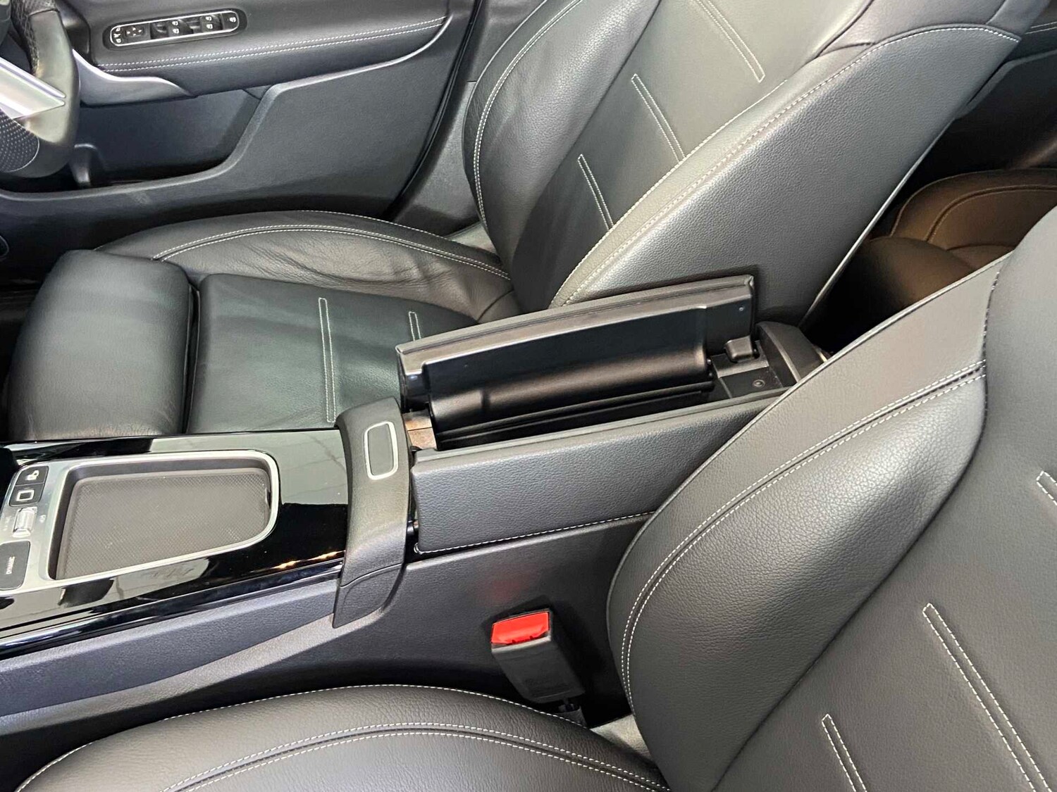 Used Mercedes-Benz CLA for sale - 77942885: Photo 25