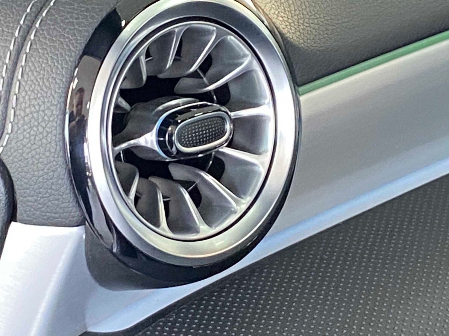 Used Mercedes-Benz CLA for sale - 77942885: Photo 29