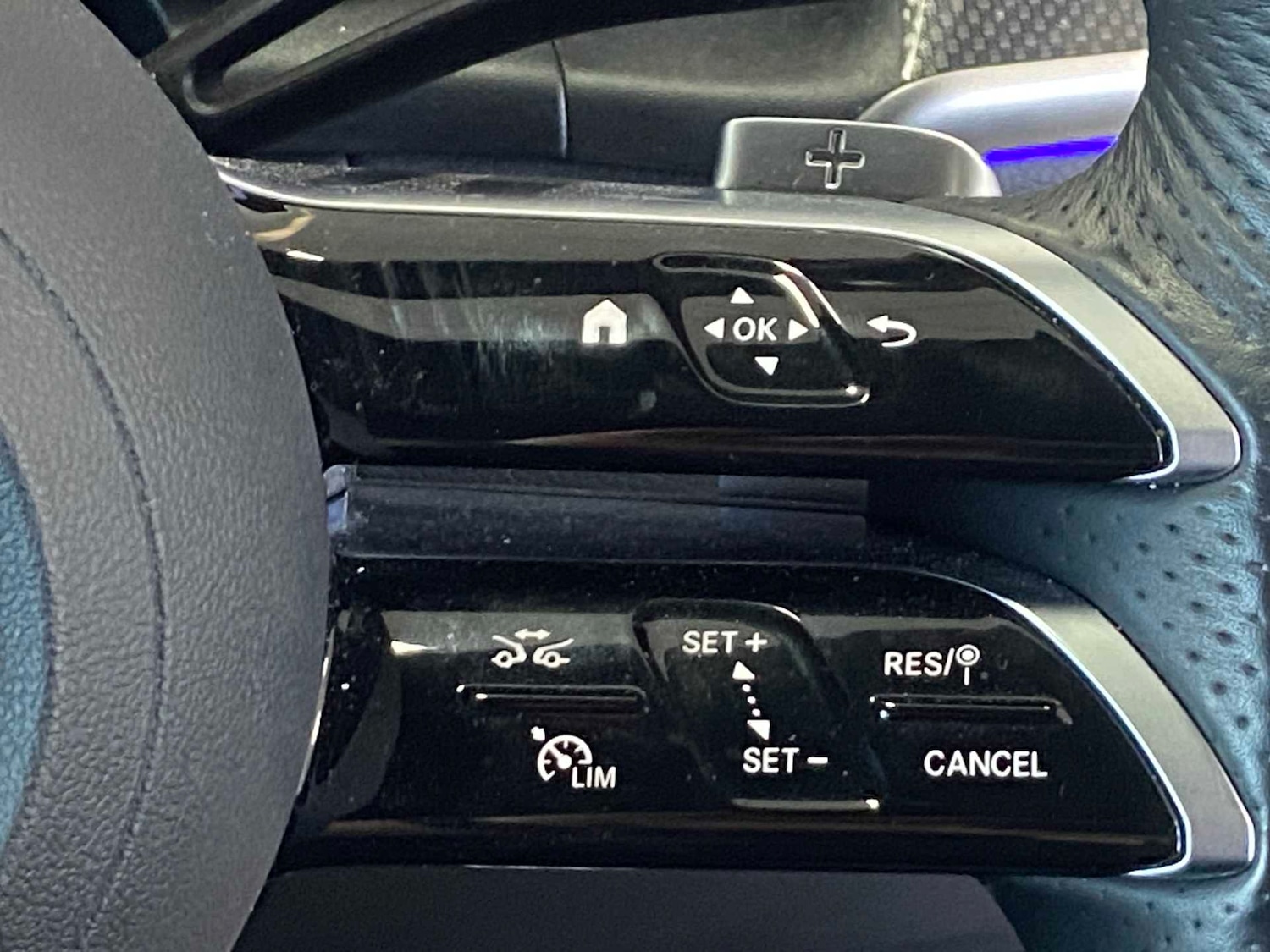 Used Mercedes-Benz GLC 2024 for sale - 76661782: Photo 34