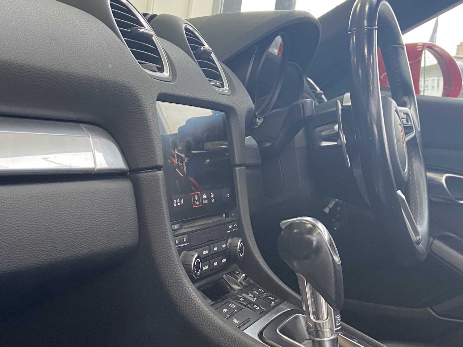 Used Porsche Boxster 2017 for sale - 76339563: Photo 18