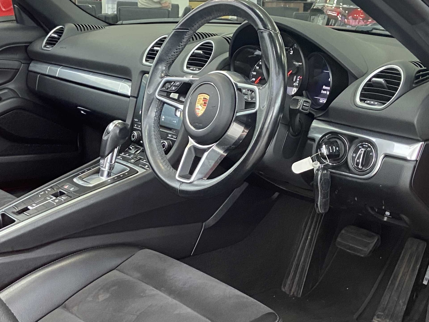 Used Porsche Boxster 2017 for sale - 76339563: Photo 25