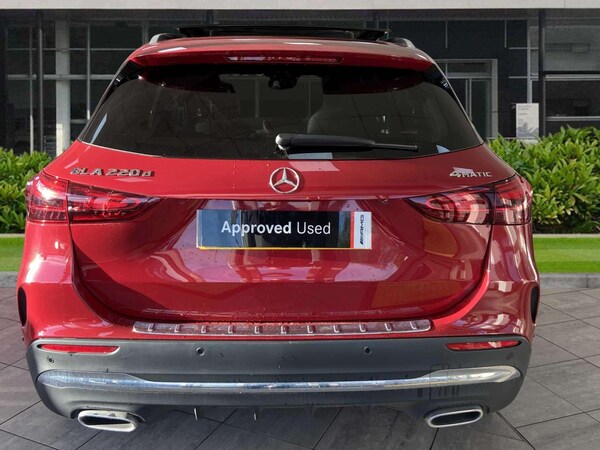 Used Mercedes-Benz GLA 2024 for sale - 76096561: Photo 2