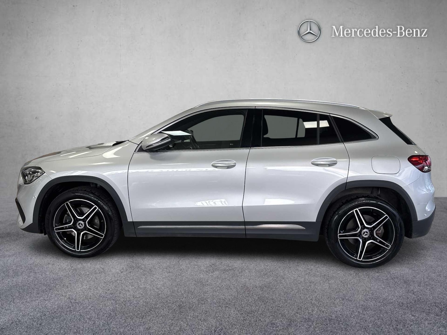 Used Mercedes-Benz GLA 2023 for sale - 77373709: Photo 3