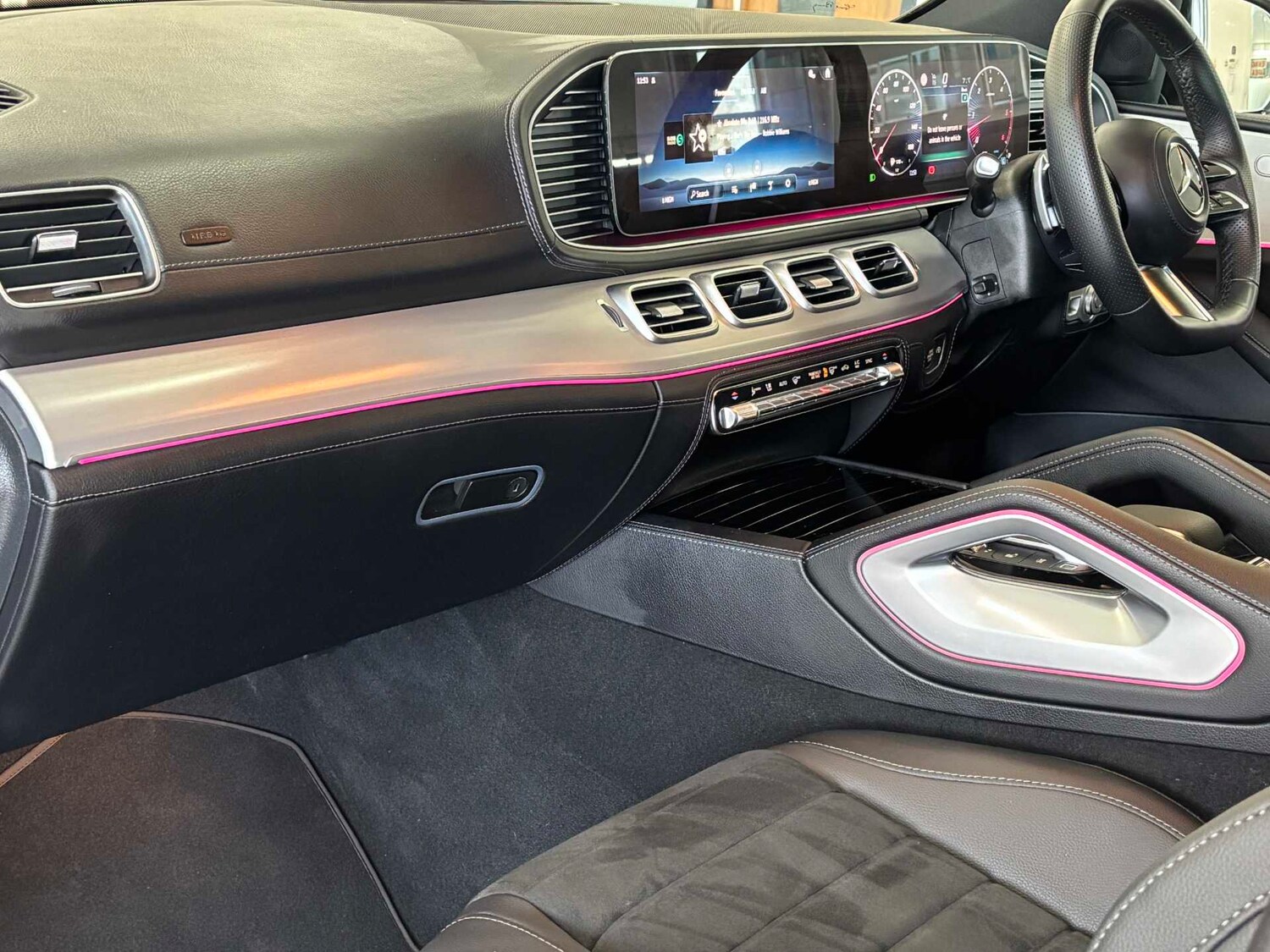 Used Mercedes-Benz GLE 2025 for sale - 77011173: Photo 17