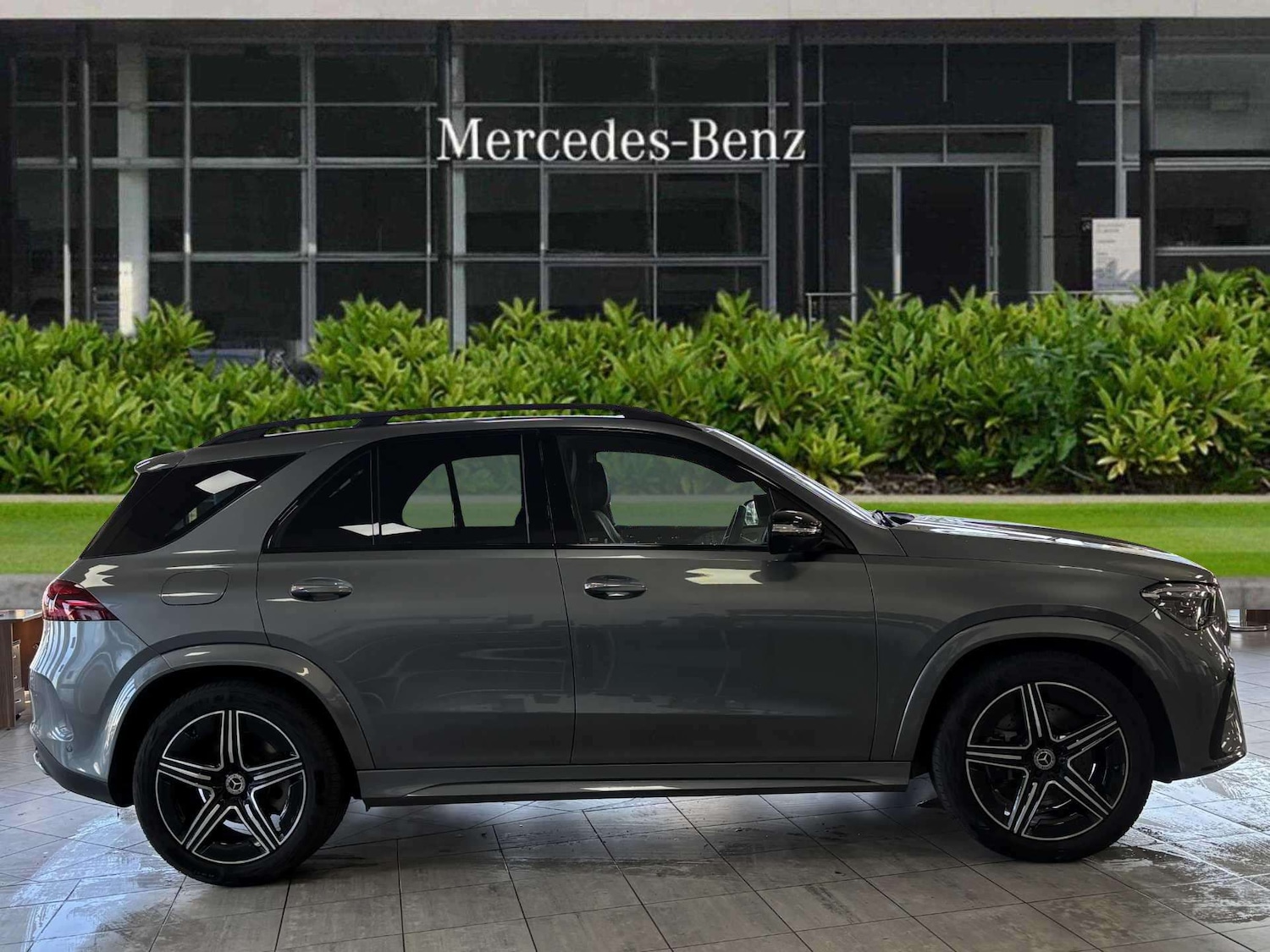 Used Mercedes-Benz GLE 2025 for sale - 77011173: Photo 3