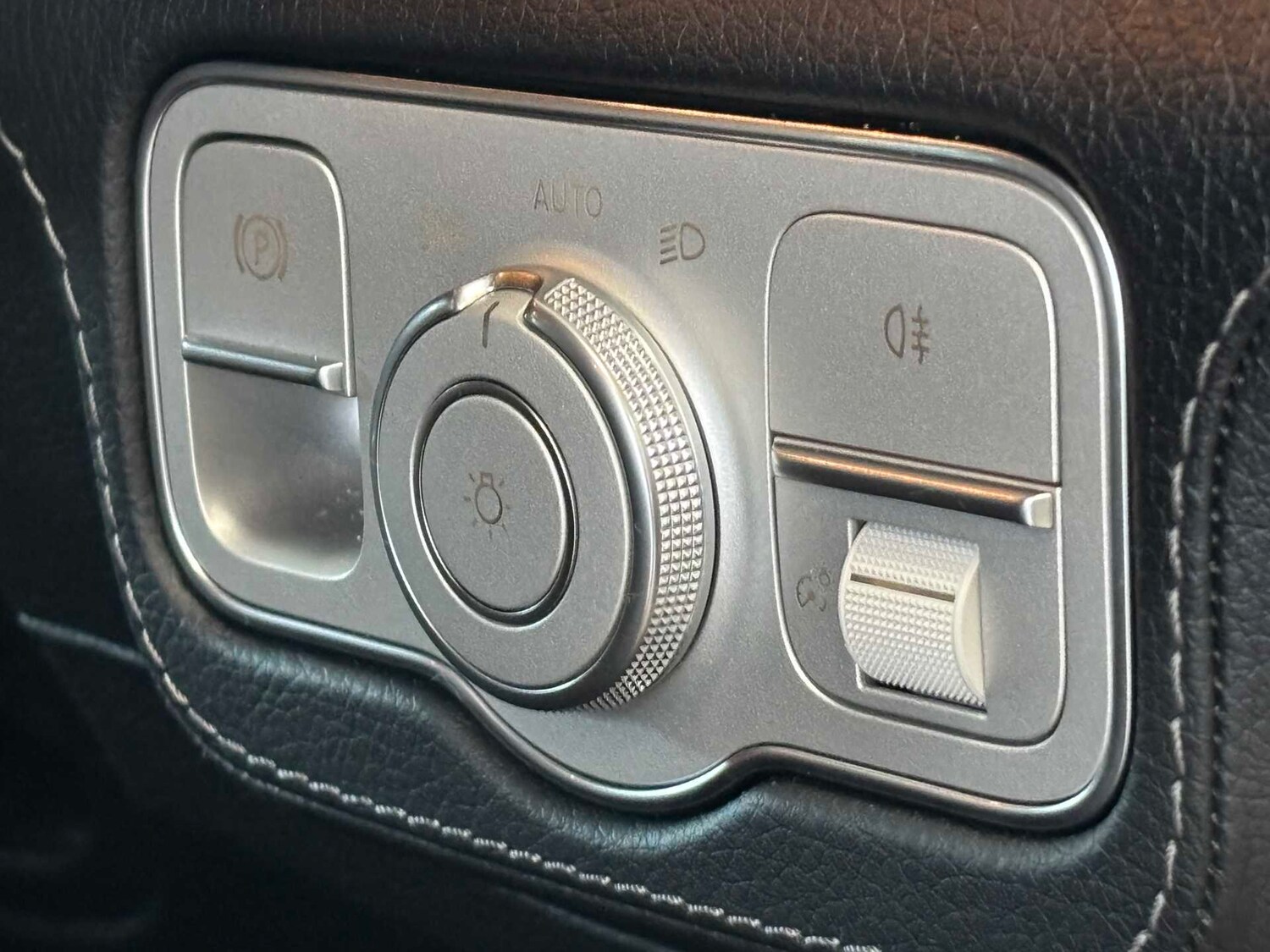 Used Mercedes-Benz GLE 2025 for sale - 77011173: Photo 30