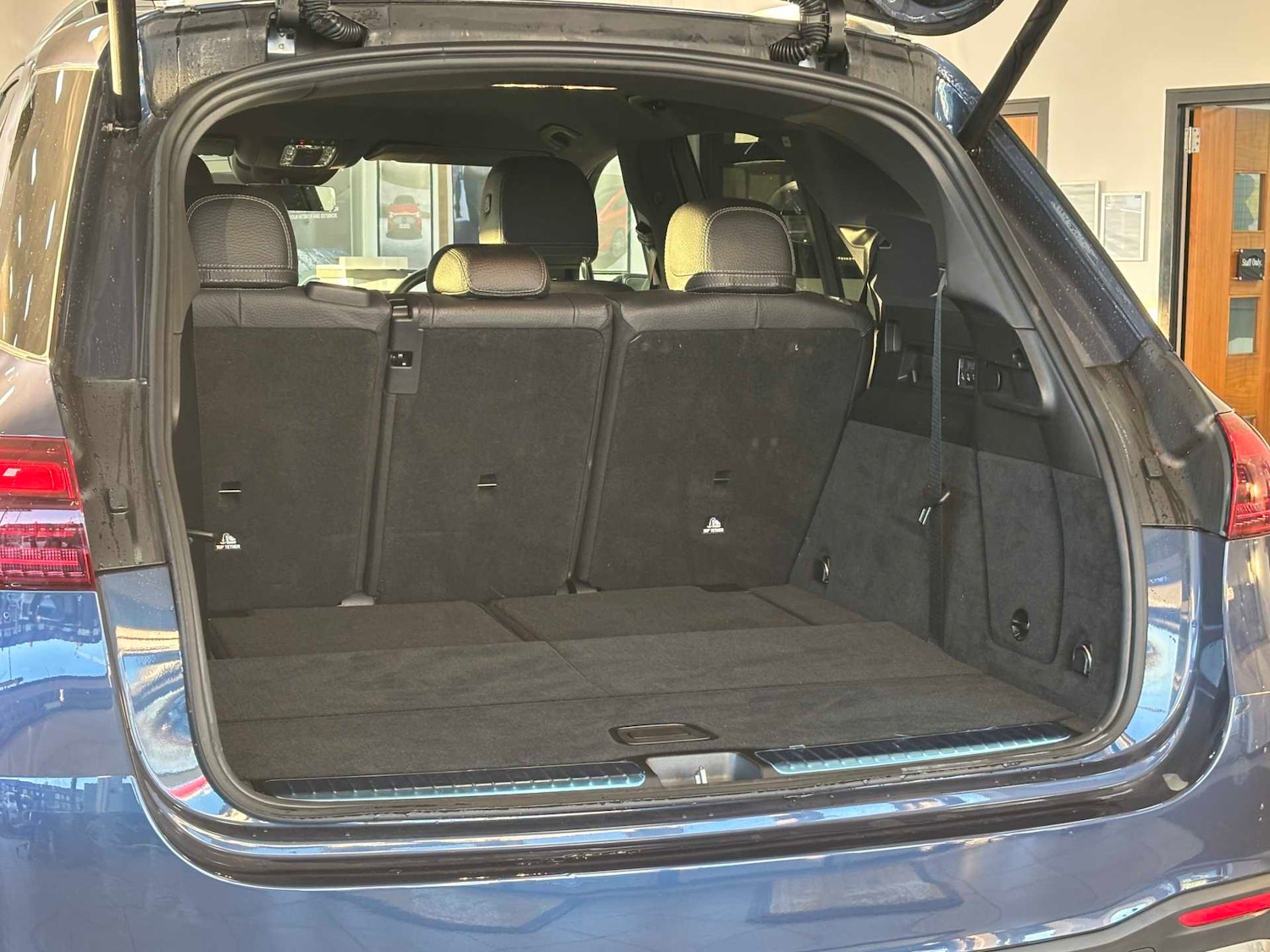 Used Mercedes-Benz GLE 2025 for sale - 77011201: Photo 10