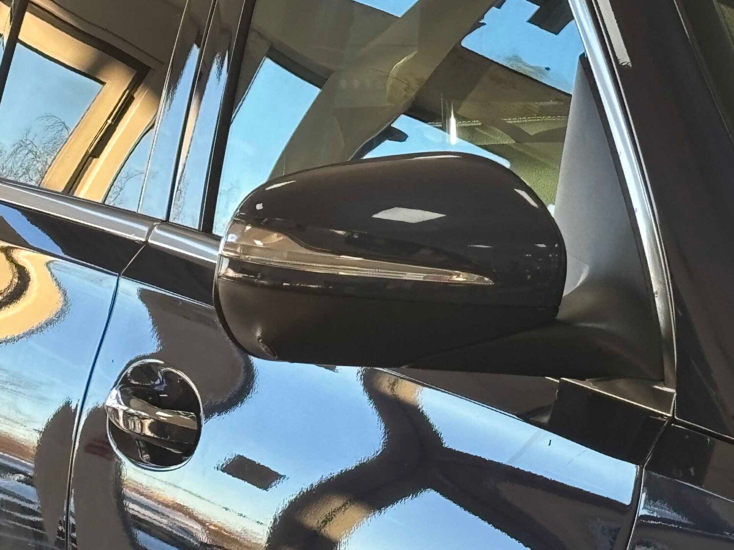 Used Mercedes-Benz GLE 2025 for sale - 77011201: Photo 18