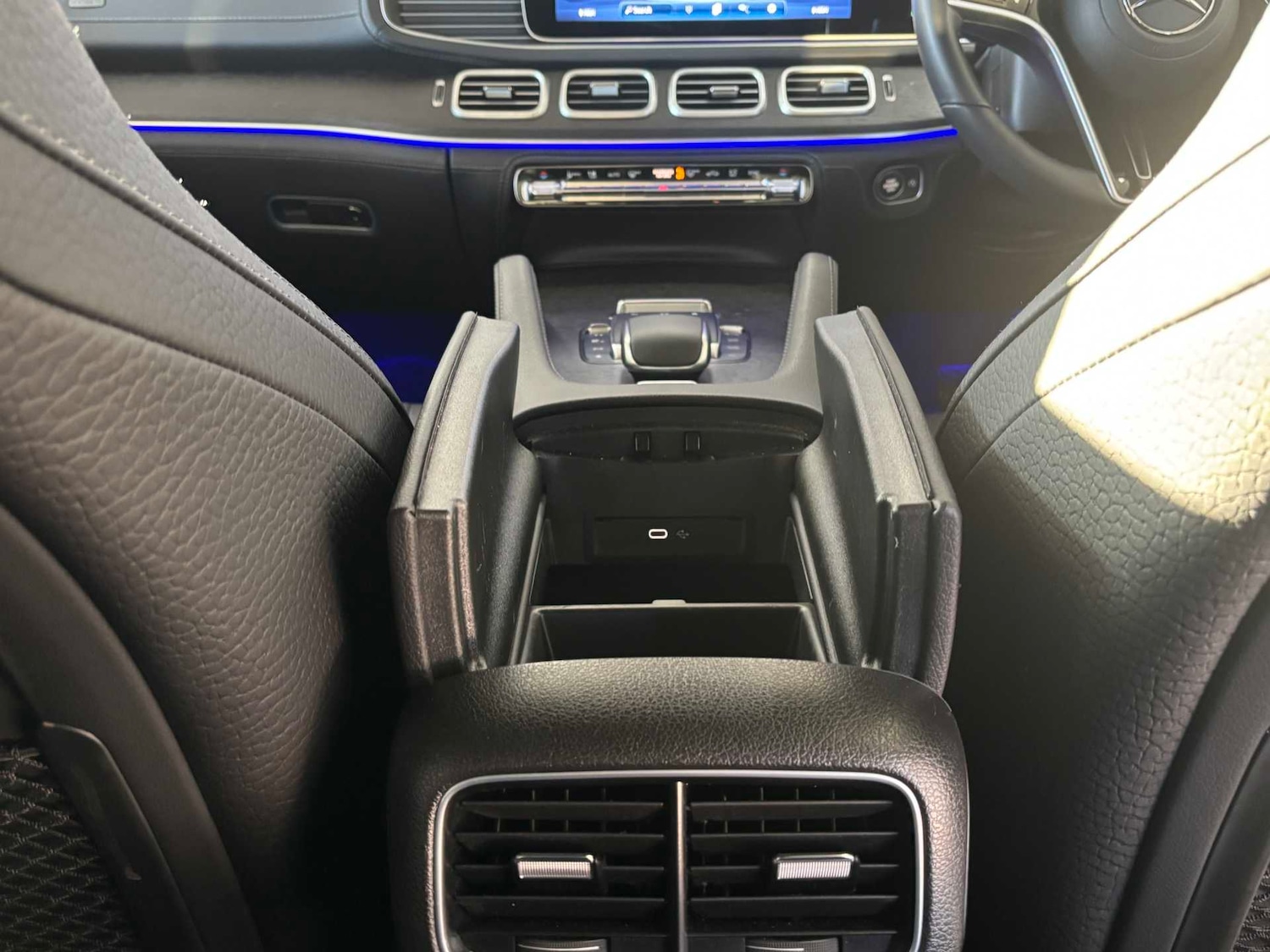 Used Mercedes-Benz GLE 2025 for sale - 77011201: Photo 30