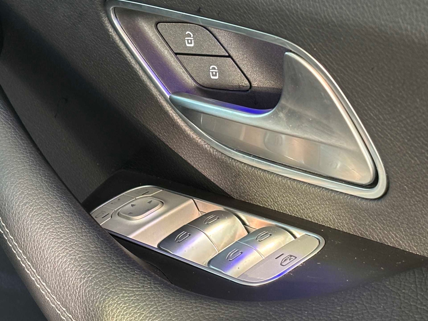 Used Mercedes-Benz GLE 2025 for sale - 77011201: Photo 34