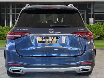 Used Mercedes-Benz GLE 2025 for sale - 77011201: Photo