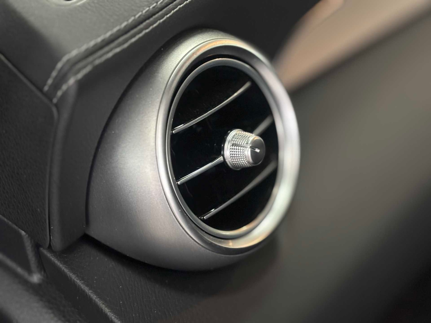 Used Mercedes-Benz C Class for sale - 77860650: Photo 28