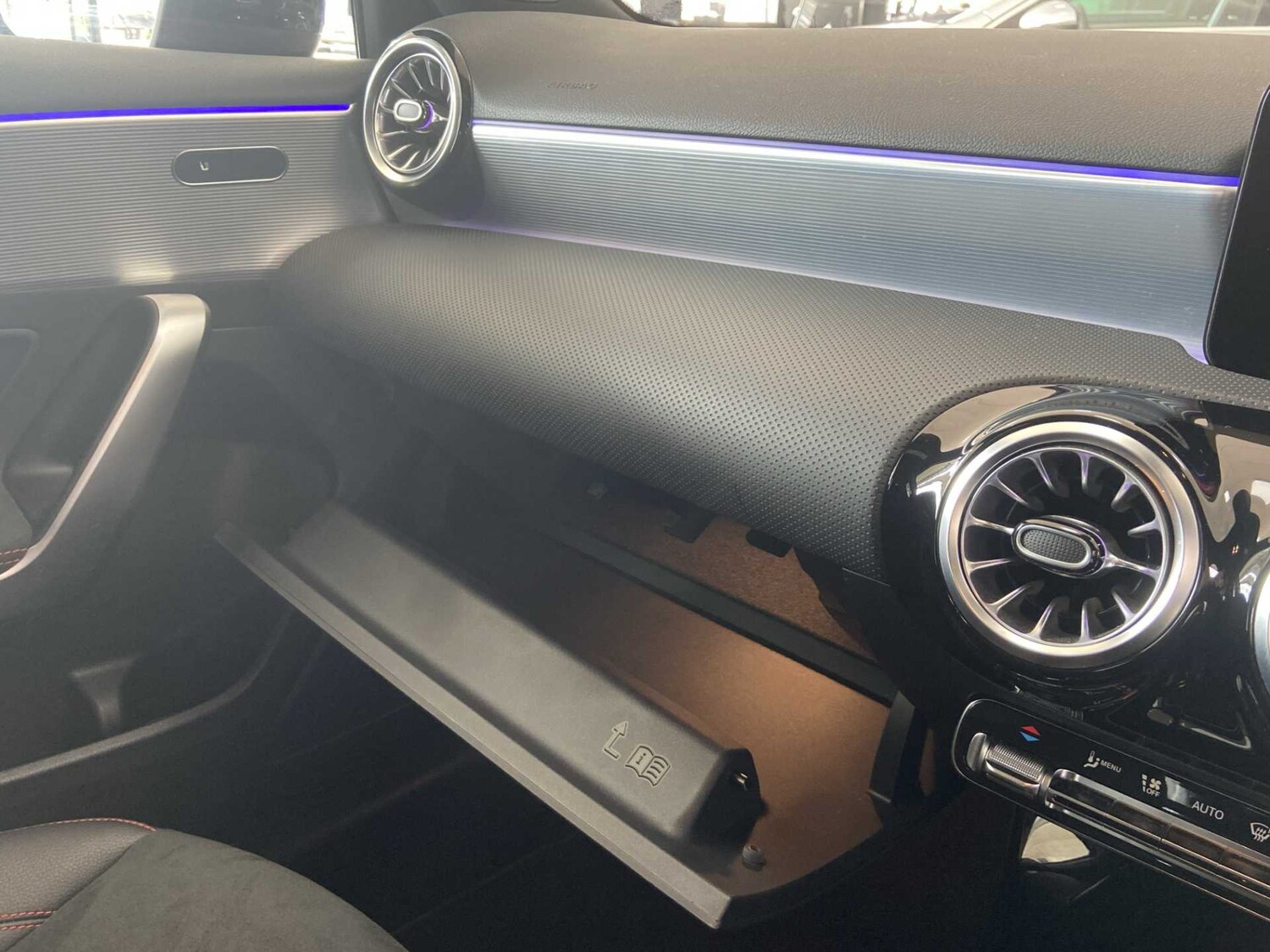 Used Mercedes-Benz A-Class 2022 for sale - 77674614: Photo 31