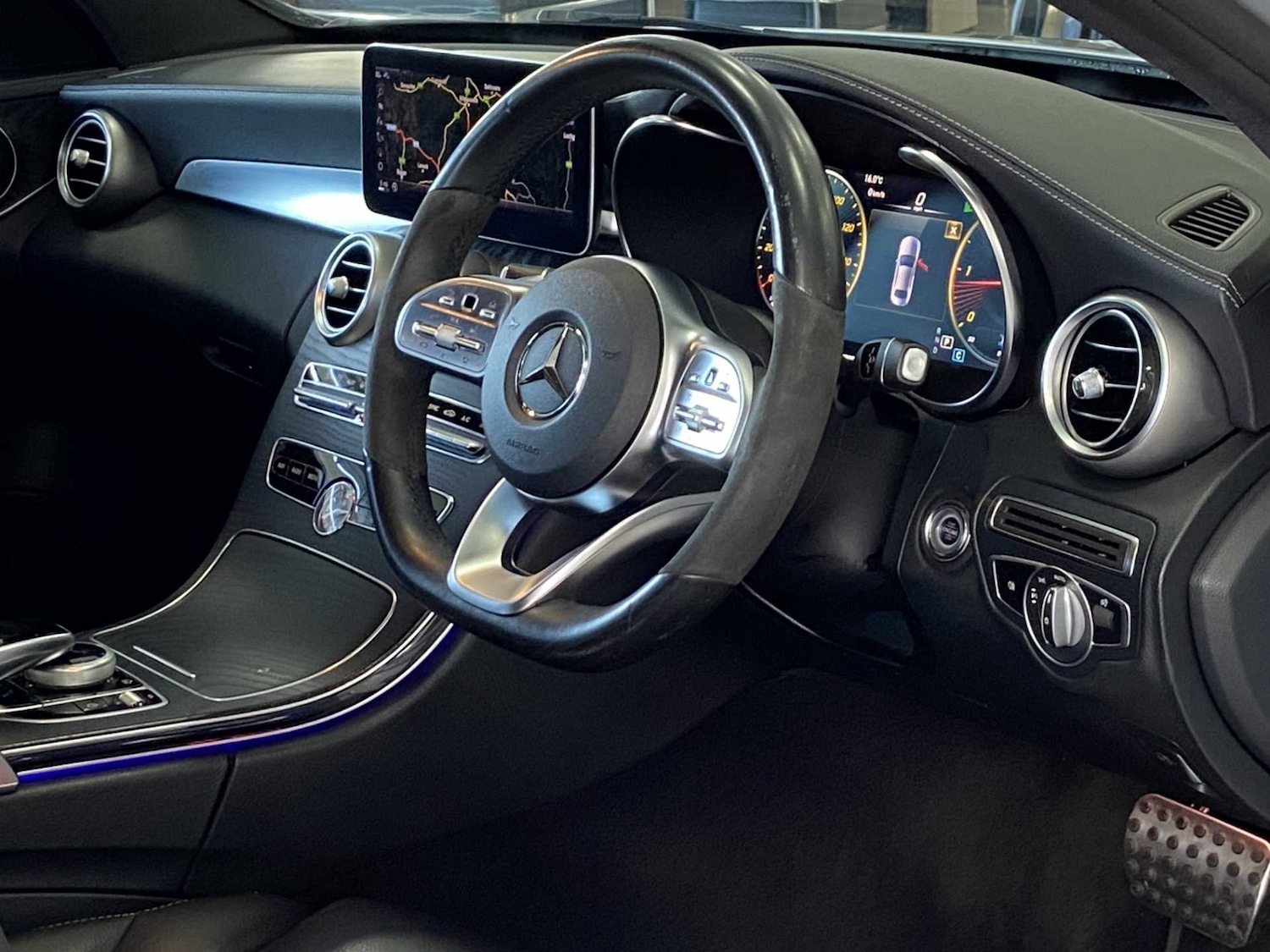 Used Mercedes-Benz C Class 2020 for sale - 76804904: Photo 23