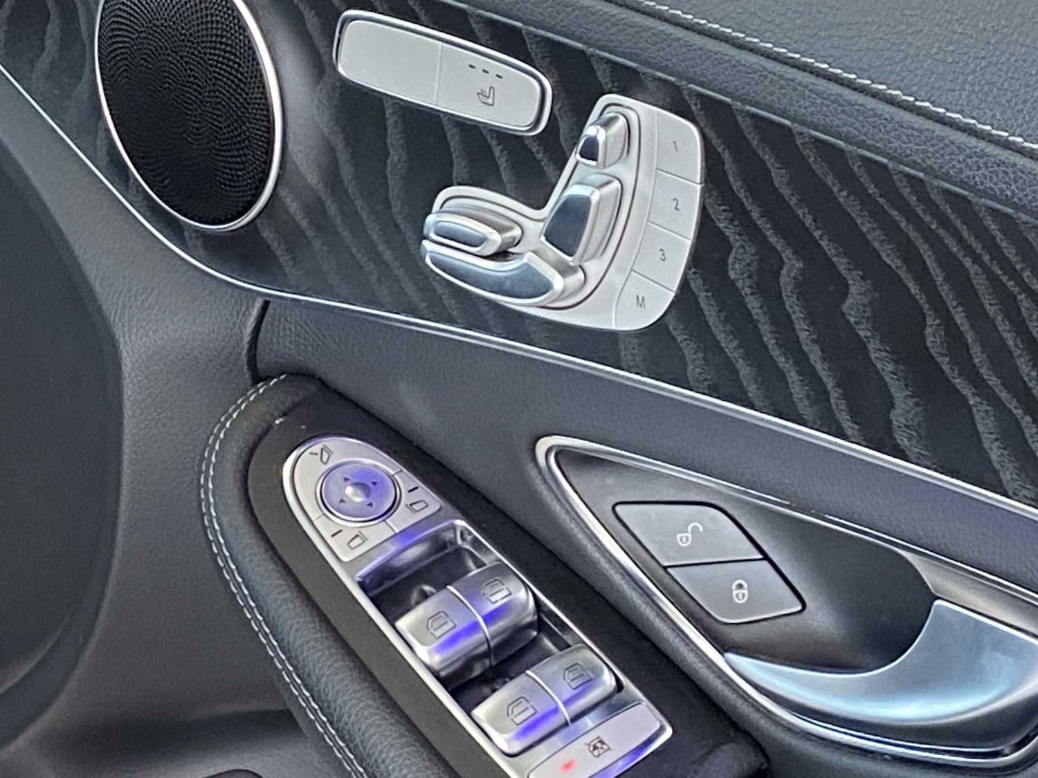 Used Mercedes-Benz C Class 2020 for sale - 76804904: Photo 24