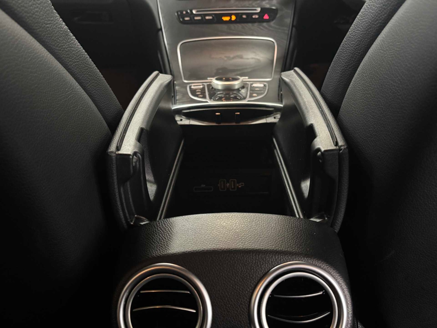 Used Mercedes-Benz GLC 2018 for sale - 77206471: Photo 33