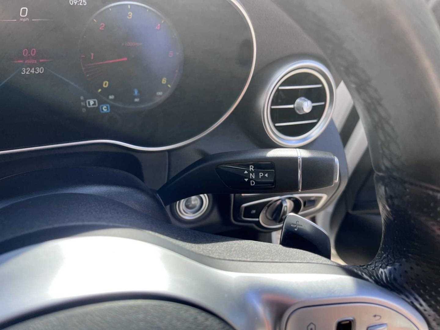 Used Mercedes-Benz C Class 2021 for sale - 76804854: Photo 24