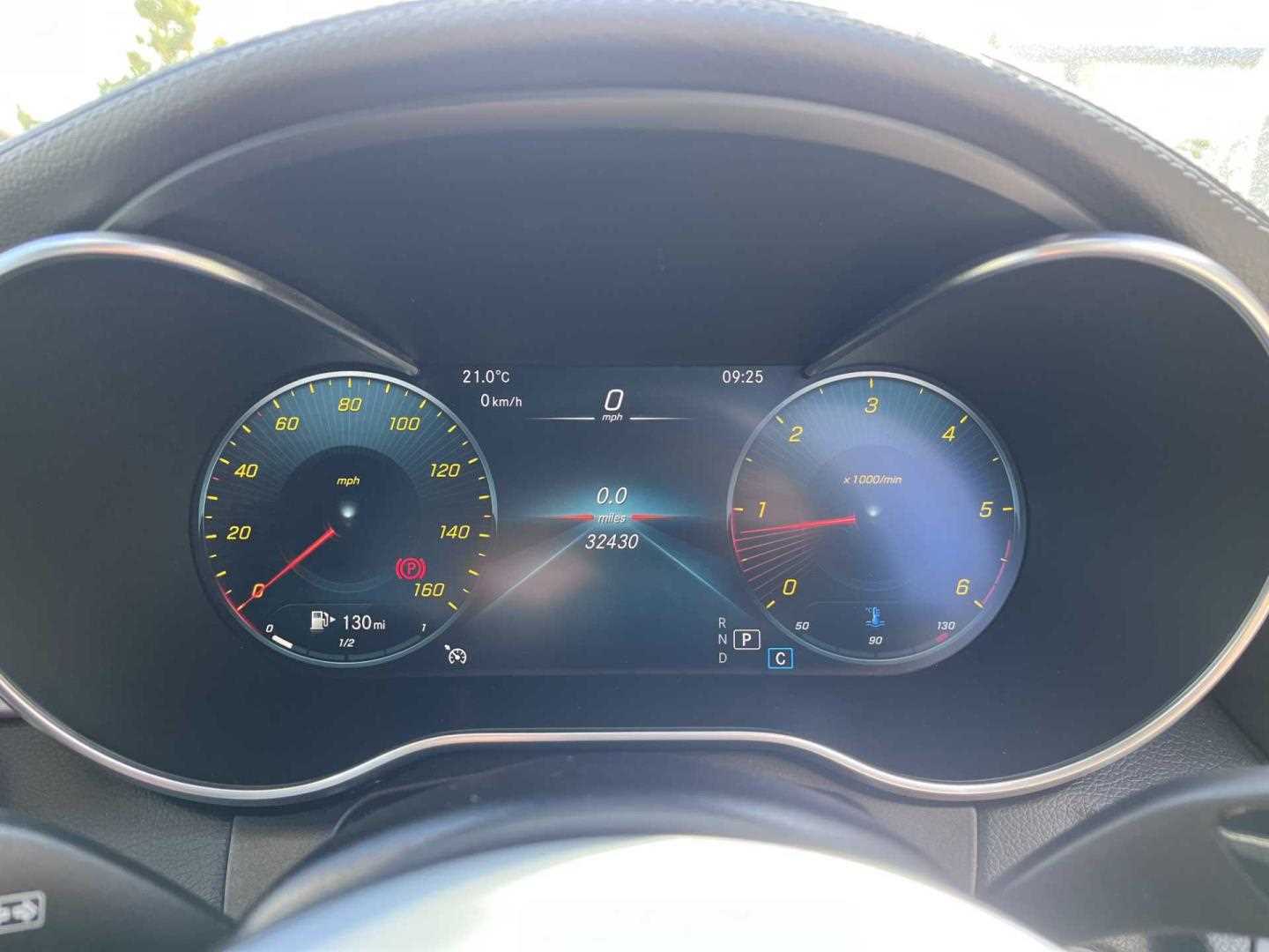 Used Mercedes-Benz C Class 2021 for sale - 76804854: Photo 26