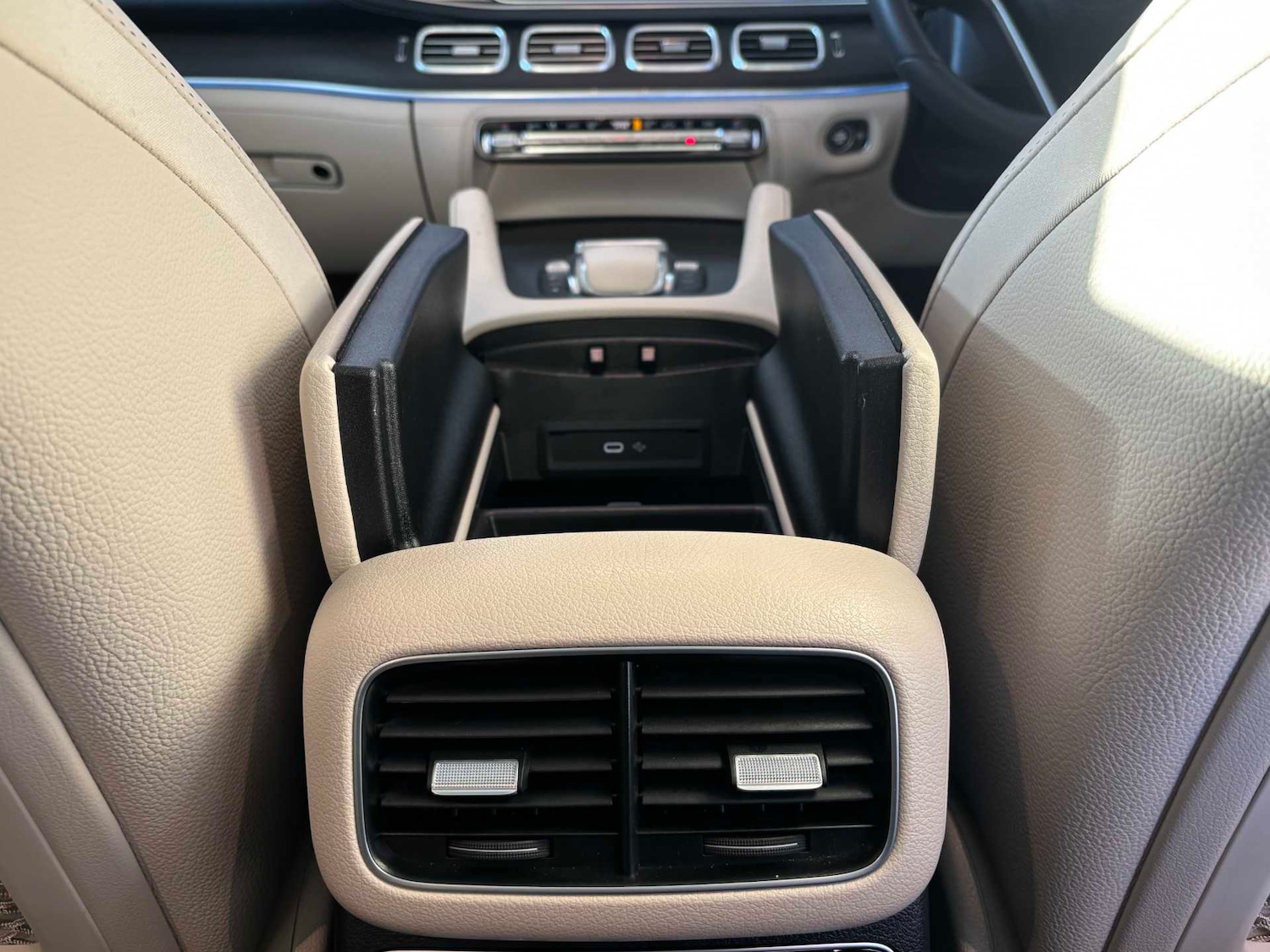 Used Mercedes-Benz GLE 2024 for sale - 77011199: Photo 30