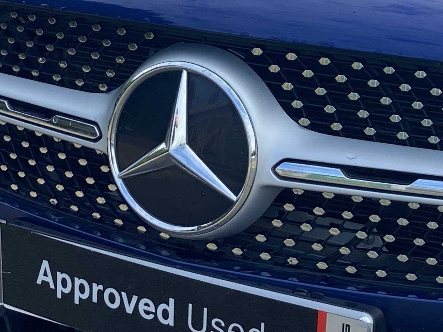 Used Mercedes-Benz GLC 2020 for sale - 76125961: Photo 13