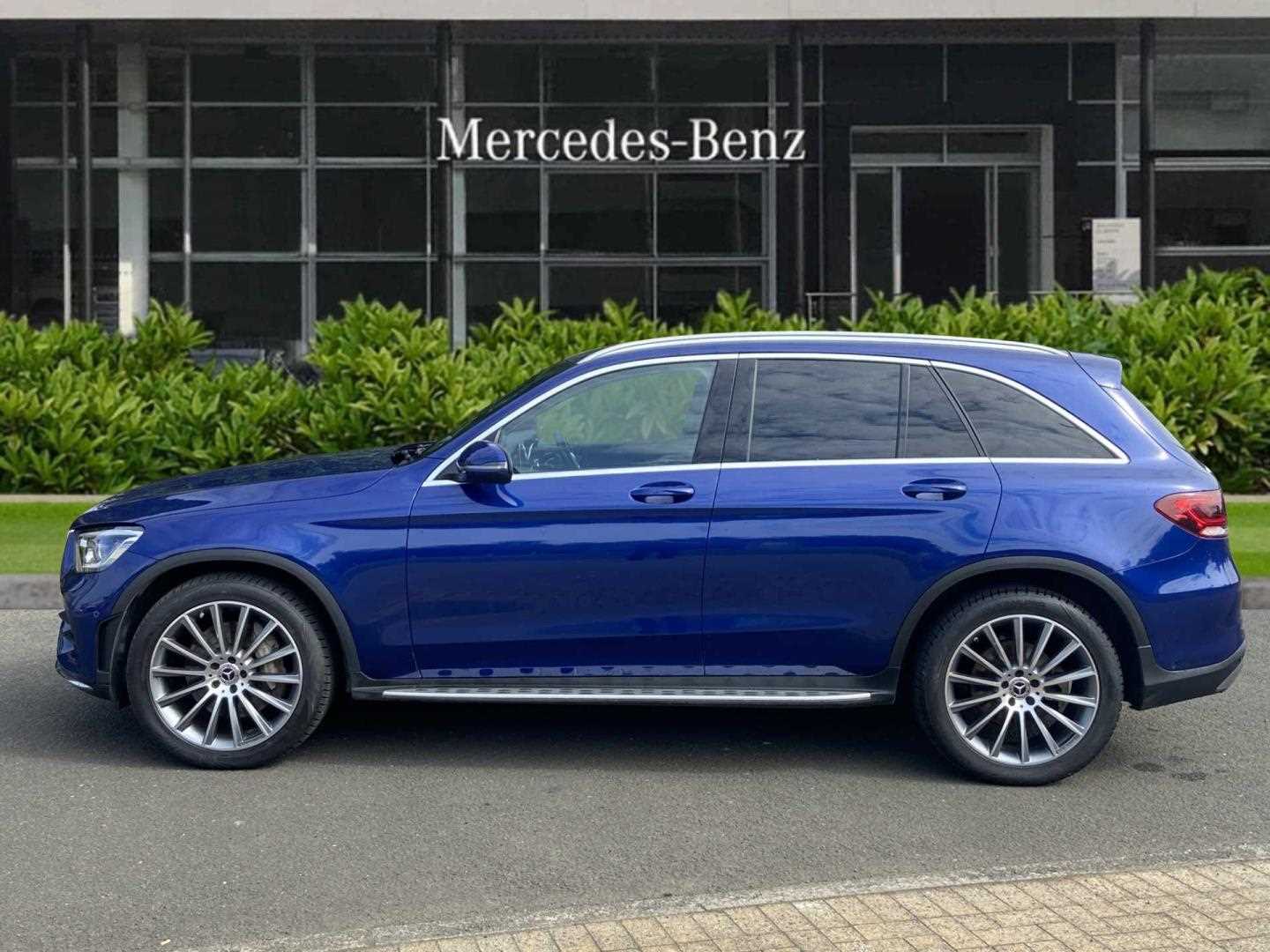 Used Mercedes-Benz GLC 2020 for sale - 76125961: Photo 3