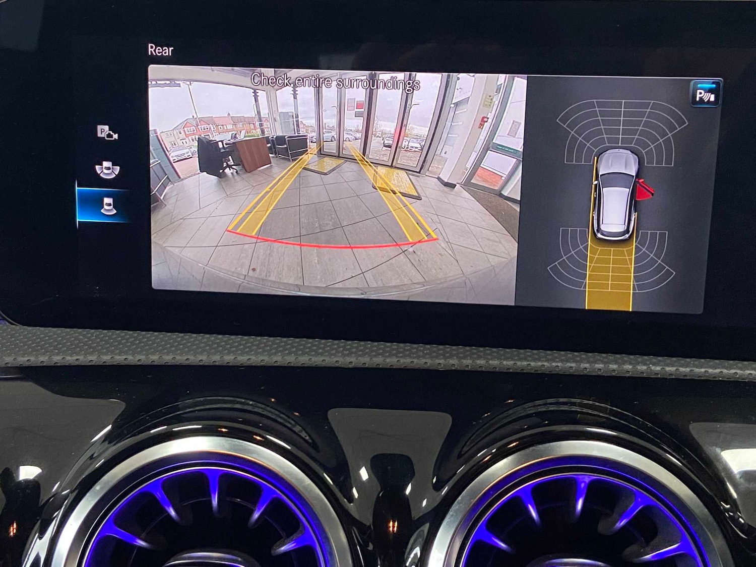 Used Mercedes-Benz CLA 2023 for sale - 76411299: Photo 33