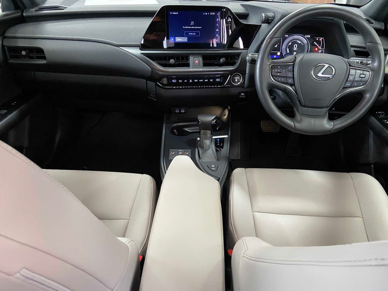 Used Lexus UX 2023 for sale - 76624517: Photo 23