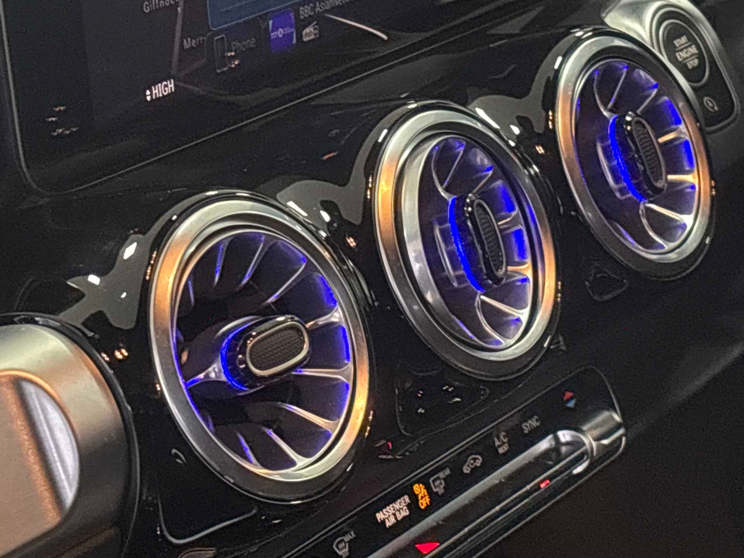 Used Mercedes-Benz GLB 2024 for sale - 77373648: Photo 33