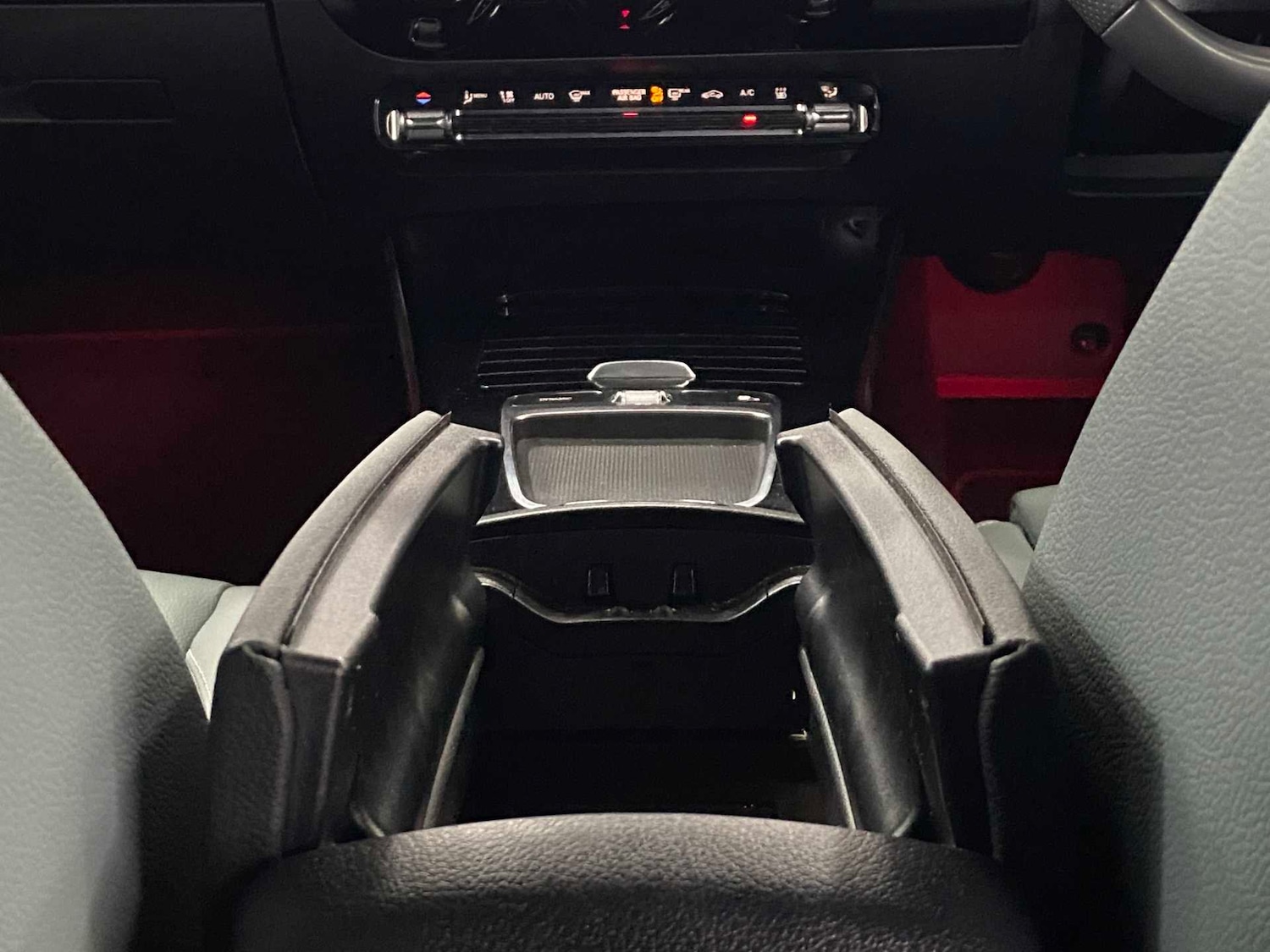 Used Mercedes-Benz CLA 2024 for sale - 76804894: Photo 26