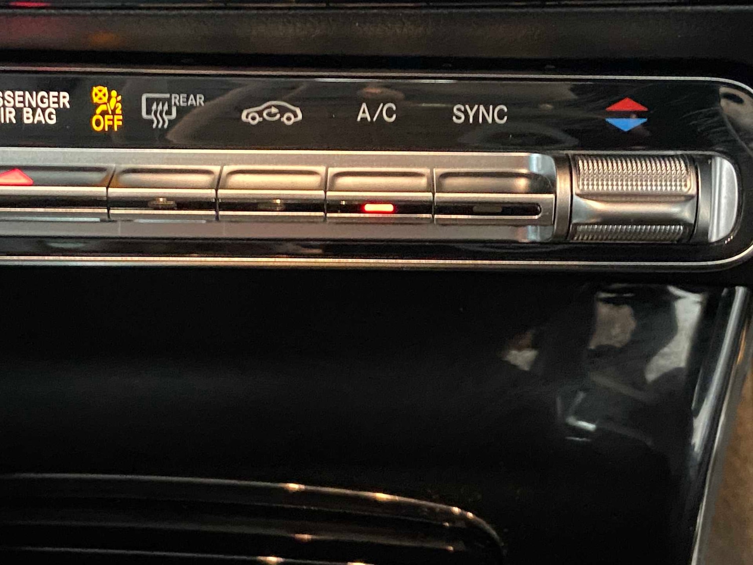 Used Mercedes-Benz CLA 2024 for sale - 76575920: Photo 34