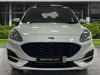 Used Ford Kuga 2024 for sale - 76310851: Photo 2
