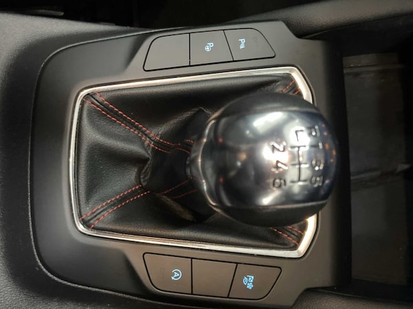 Used Ford Kuga 2024 for sale - 76310851: Photo 32