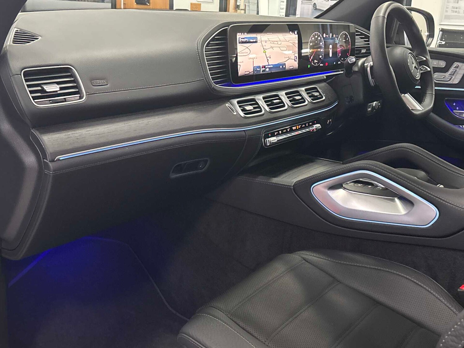 Used Mercedes-Benz GLS 2025 for sale - 77601291: Photo 31