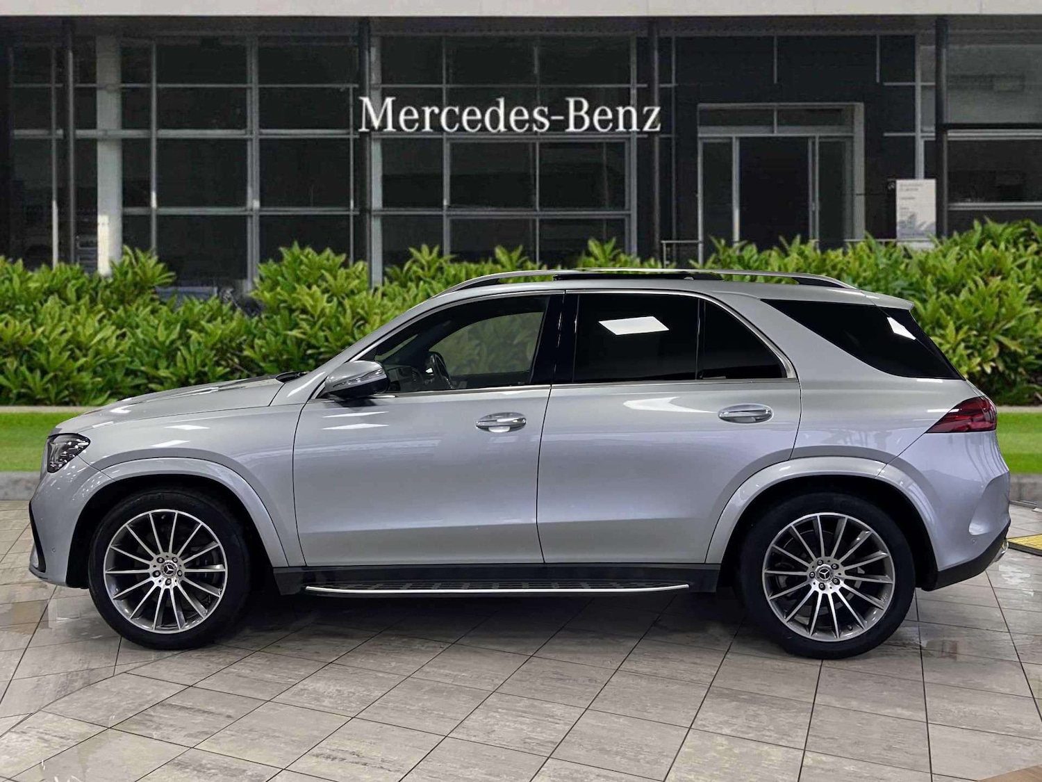 Used Mercedes-Benz GLE 2024 for sale - 76718051: Photo 5