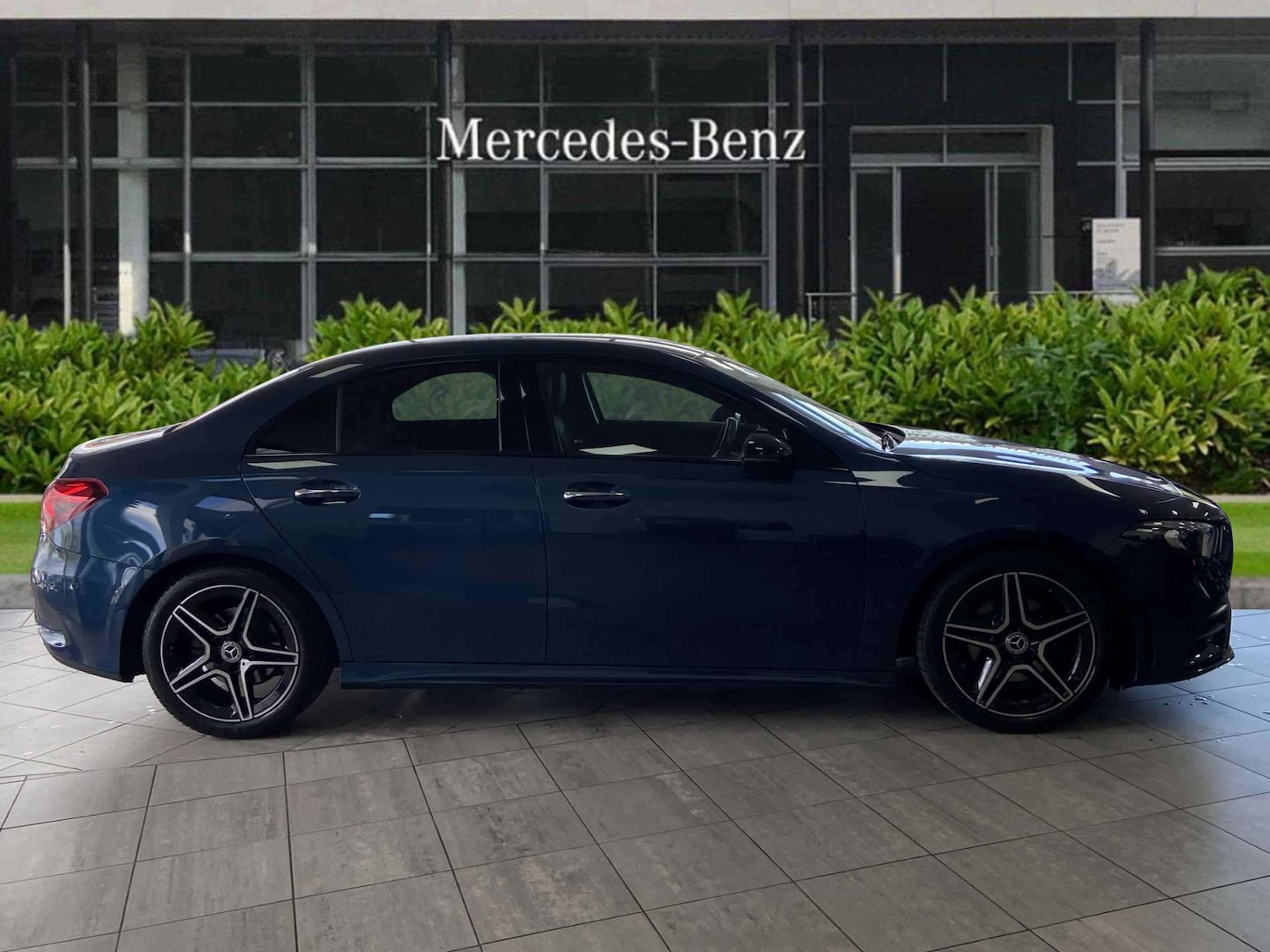 Used Mercedes-Benz A-Class 2022 for sale - 76075365: Photo 2