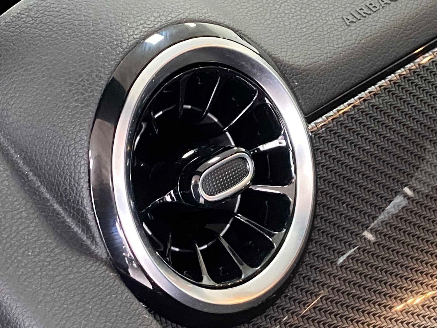 Used Mercedes-Benz GLA 2021 for sale - 76435687: Photo 19