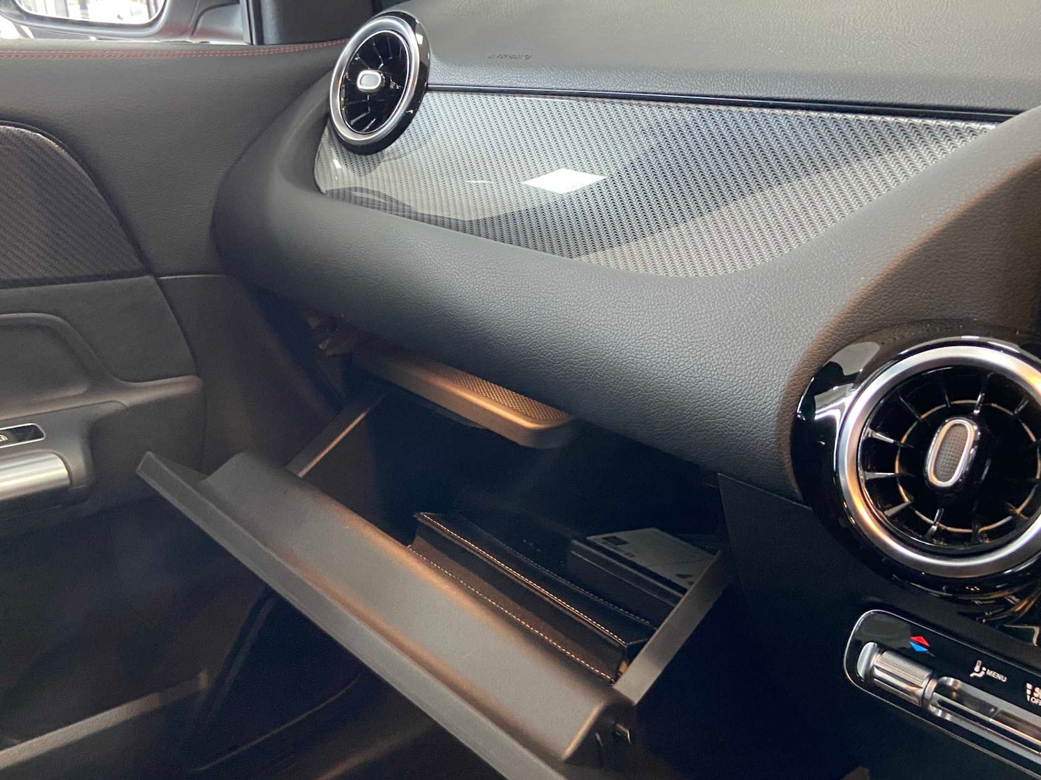 Used Mercedes-Benz GLA 2021 for sale - 76435687: Photo 32