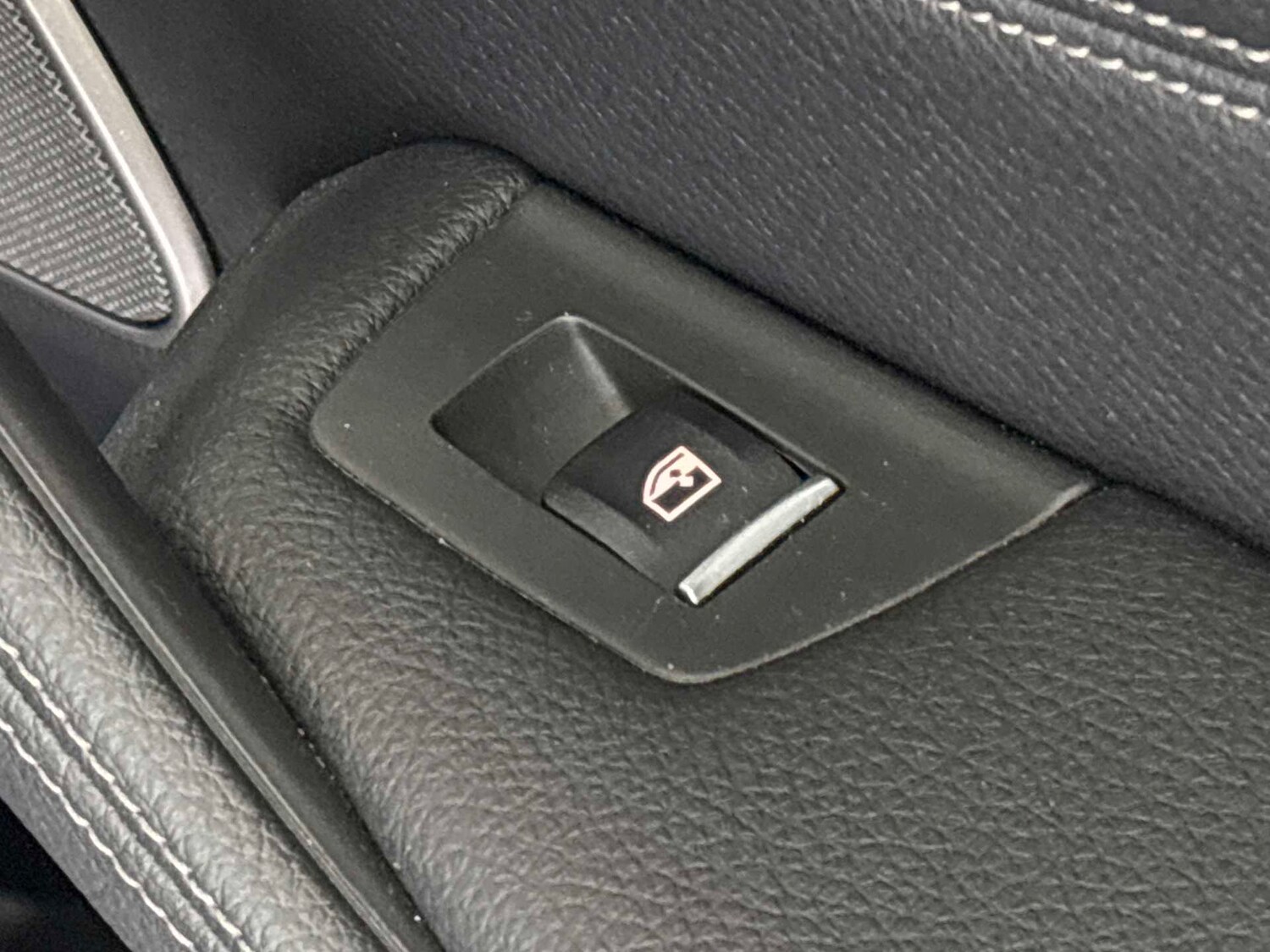 Used BMW 5 Series 2022 for sale - 77540869: Photo 27