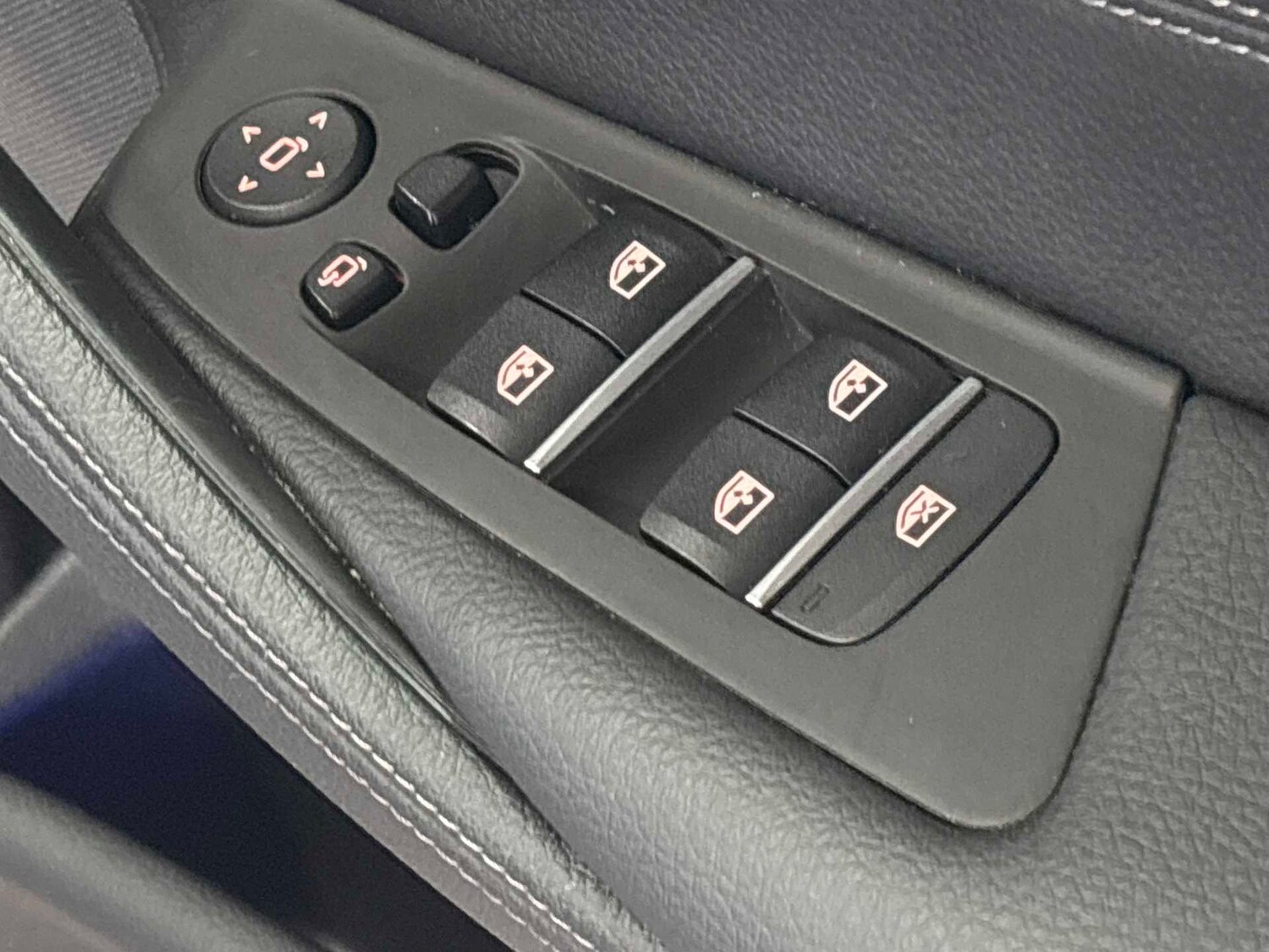 Used BMW 5 Series 2022 for sale - 77540869: Photo 35