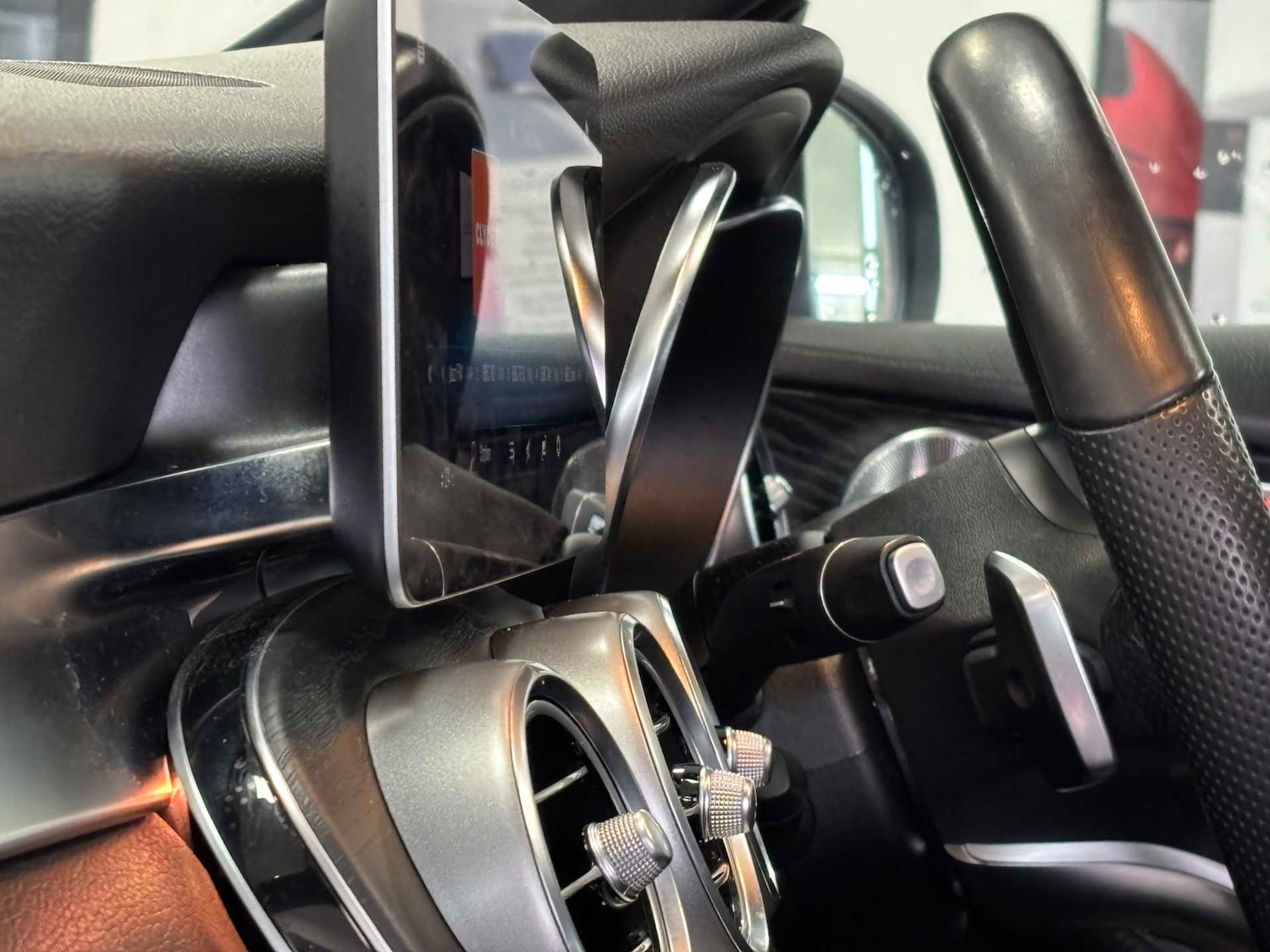 Used Mercedes-Benz GLC 2020 for sale - 77011060: Photo 25