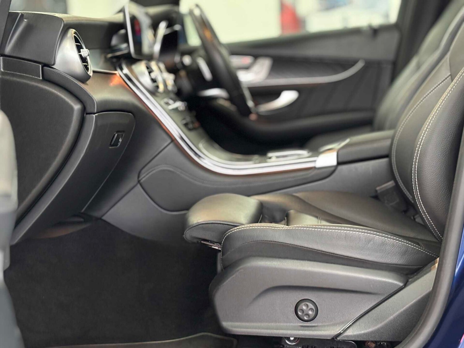 Used Mercedes-Benz GLC 2020 for sale - 77011060: Photo 26