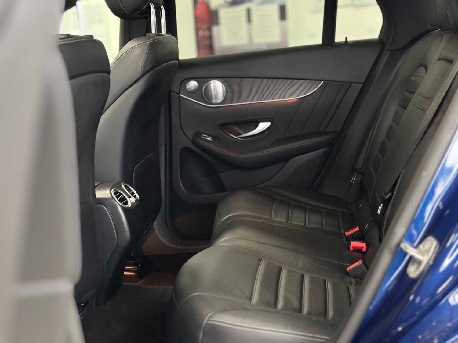 Used Mercedes-Benz GLC 2020 for sale - 77011060: Photo 27